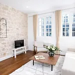 Louvre - Premium Studio For 4